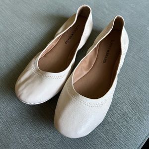 New lucky brand flats cream